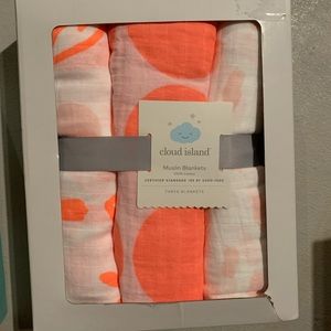 Cloud island 3 muslin blankets white/bright orange